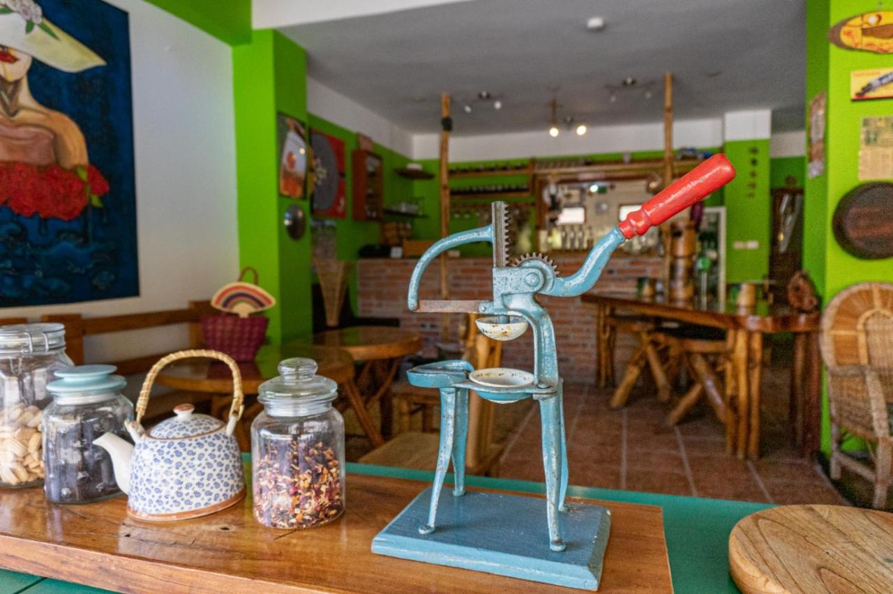Hotel Boutique Hurvinek Montañita Dış mekan fotoğraf