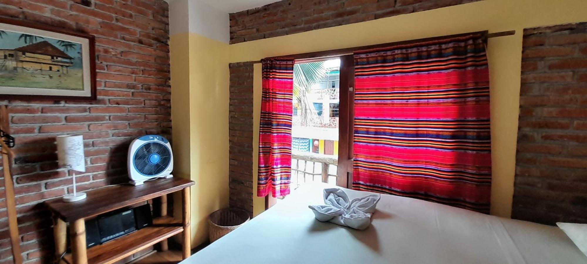Hotel Boutique Hurvinek Montañita Dış mekan fotoğraf